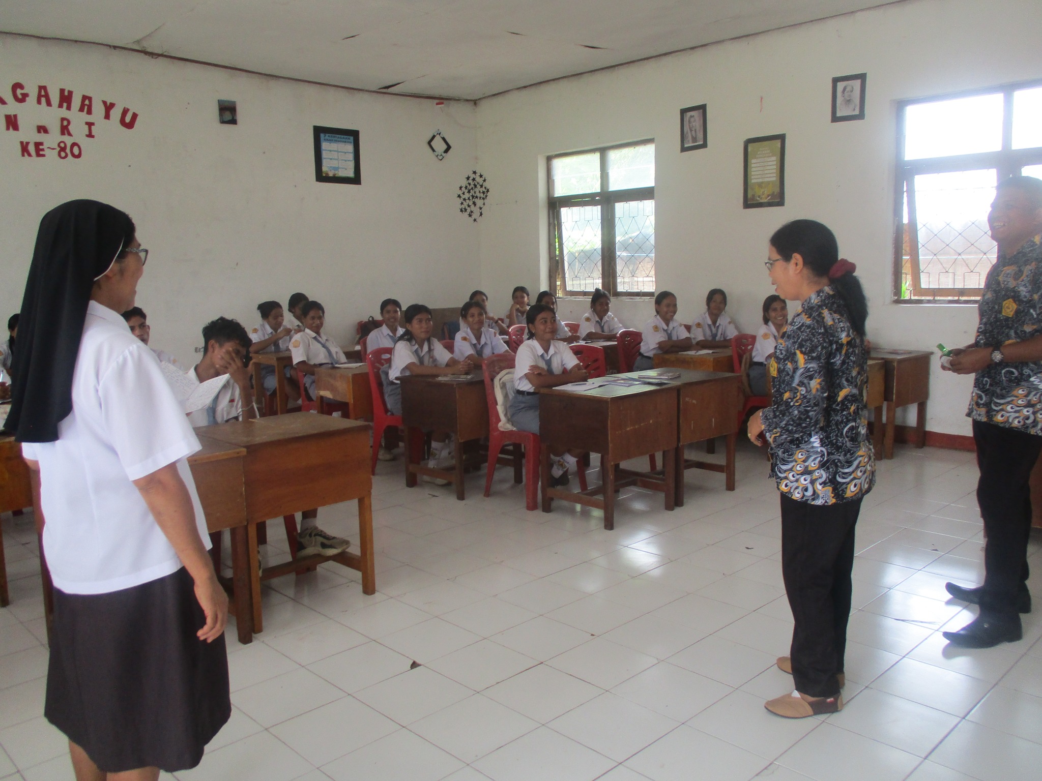 Campaña vocacional y prevención en Sumba